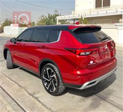 میتسوبیشی ئاوتلاندەر